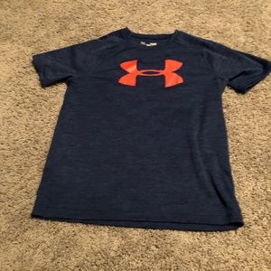 COPY - Under Armor shirt